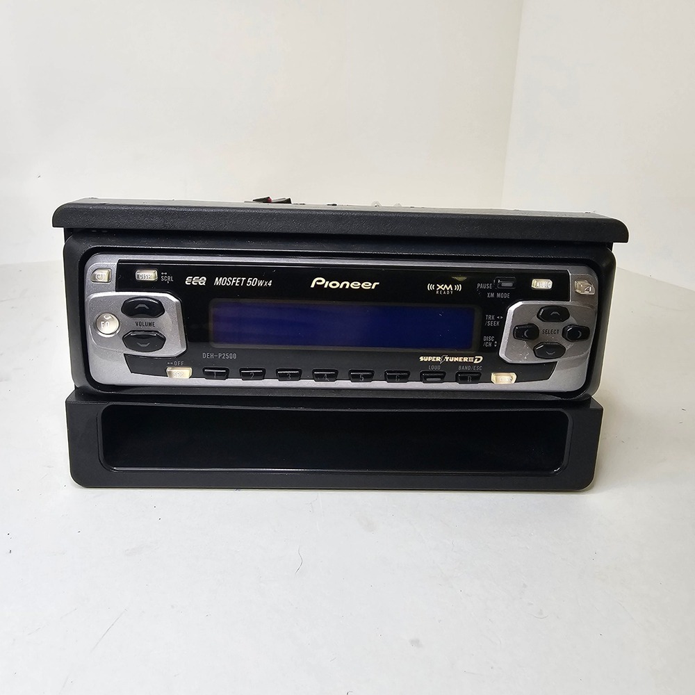 Pioneer DEH-P2500 Car Stereo CD Player MOSFET 50Wx4 XM Ready Dash Kit Harness